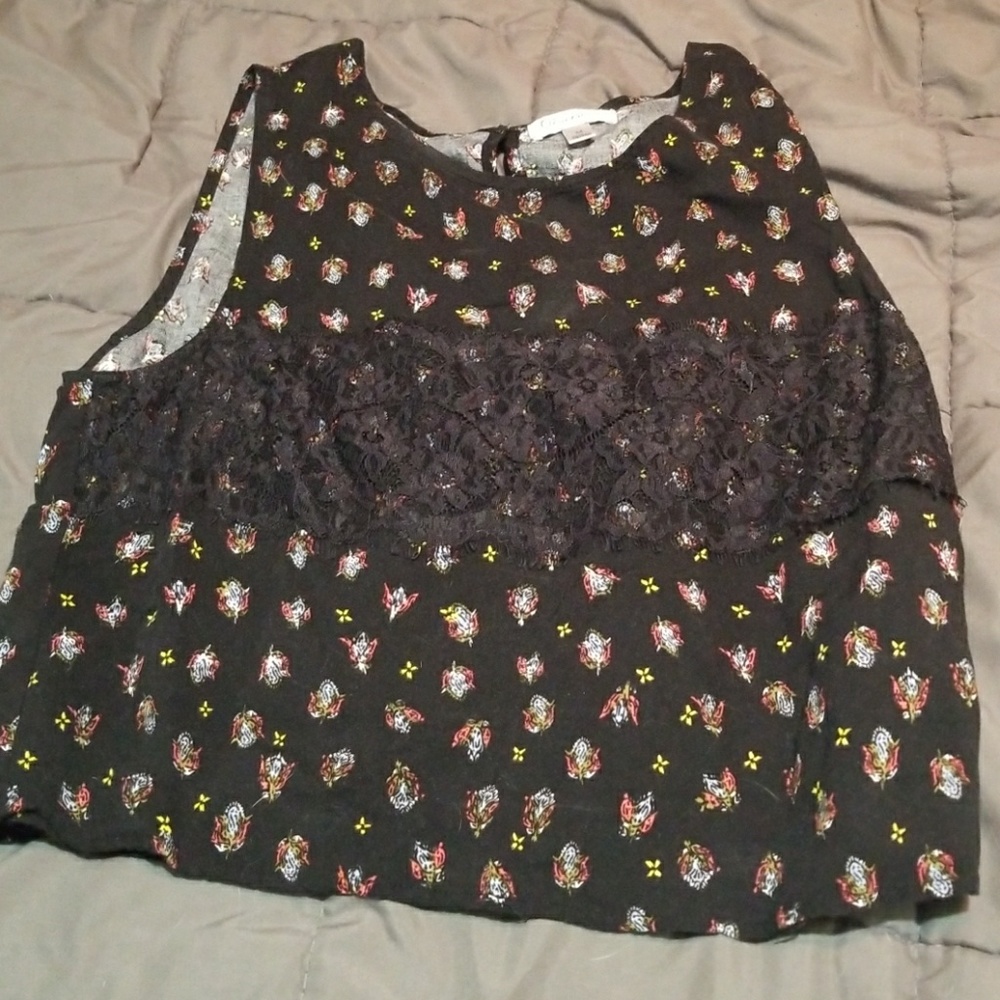 Crop top